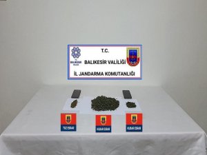 Balıkesir’de Jandarma 53 Uyuşturucu Şüphelisini Gözaltına Aldı