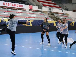Kastamonu Belediyespor, Şampiyonlar Ligi Maçı Hazırlıklarına Başladı