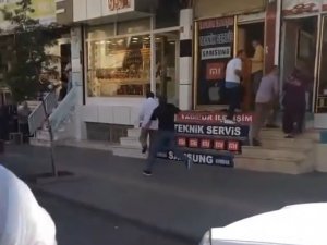 Diyarbakır’da Silahlı Saldırı Korku Dolu Anlar Yaşattı