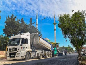 Mersin’de Yollar Yenileniyor