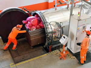 Mersin’de Tıbbi Atıklar, Evsel Atığa Çevrilerek Berteraf Ediliyor