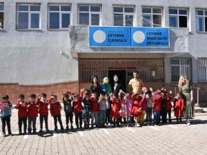 Anaokulu Öğrencilerine Kırtasiye Desteği