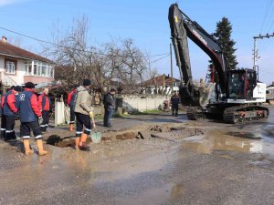 Alt Yapı Çalışmalarıyla Mağduriyetin Önüne Geçiyorlar
