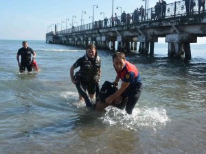 Ordu’da İskeleden Denize Atlayan Şahsı İtfaiye Kurtardı