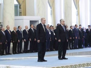Cumhurbaşkanı Erdoğan, Kazakistan’da Resmi Törenle Karşılandı