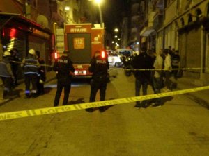 Sigara İçeyim Derken Mahalleyi Yakıyordu