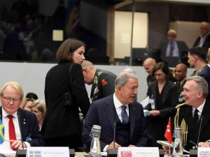 Milli Savunma Bakanı Akar, Ukrayna Savunma Temas Grubu Toplantısı’na Katıldı