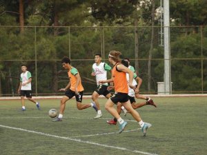 Genç Horozlar, Tuzlaspor Maçından 3 Puan Bekliyor