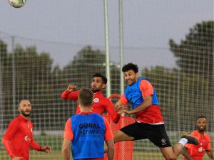 Fta Antalyaspor İle Corendon Alanyaspor 37. Randevuda