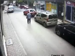 Anne Kızın Ölümle Burun Buruna Geldiği Anlar Kamerada