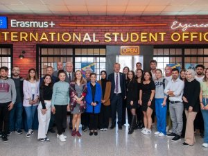 Uluslararası Öğrenci Ofisi Açıldı