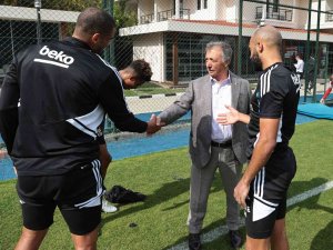 Beşiktaş’ta Başkan Çebi, Trabzonspor Maçının Hazırlıklarını Takip Etti