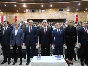 Fü’de ‘Bilişim Teknolojileri’ Kongresi Düzenlendi