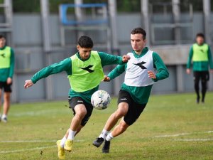 Bursaspor, Pas Ve Şut Çalıştı
