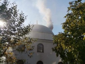 Muğla’daki Camide Çıkan Yangın Korkuttu
