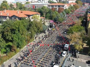 Ankara’nın Başkent Oluşunun Yıldönümünde Bin Seymenden Renkli Gösteri