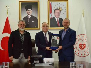 Vali Tutulmaz, Başkan Keleş Ve Ekibini Tebrik Etti