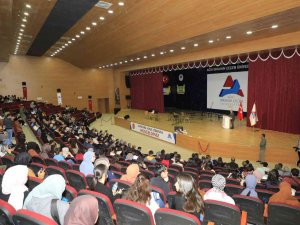 Ai̇çü’de Yeni Eğitim-öğretim Yılı Büyük Coşkuyla Kutlandı