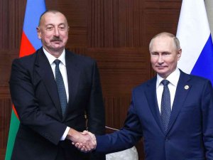 Putin Ve Aliyev Astana’da Bir Araya Geldi