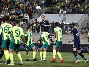 Uefa Avrupa Ligi: Aek Larnaca: 1 - Fenerbahçe: 2 (Maç Sonucu)