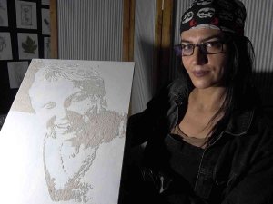 Cesedi Yakılan Kadının Küllerinden Portresi Yapıldı