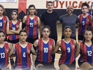 Kuyucaklı Sporcular İlk Resmi Maçından Galibiyetle Döndü