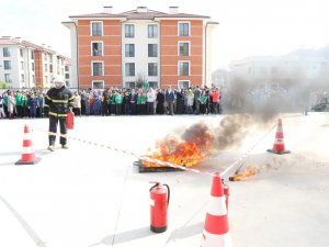 Deprem Anı, Yangın Ve Tahliye Tatbikatı Düzenlendi