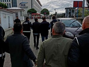 Kaçak Tütün Mamulleri Operasyonundan 5 Kişi Adliye Sevk Edildi