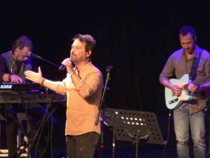 Üsküdar’da, 90’ların Ünlü İsimleri Müzik Rüzgarı Estirdi