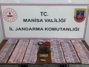 Manisa’da 3 Ayrı Adrese Uyuşturucu Baskını: 4 Gözaltı