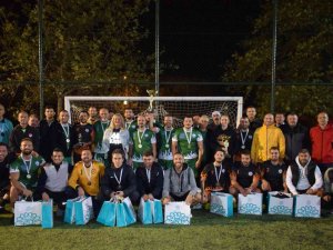 Fuat Sakarya Şampiyonu Nilüfer Belediyespor
