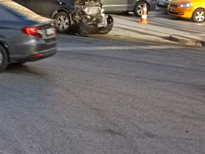 Hdp Milletvekilleri Kaza Yaptı, Taksi Şoförü Hayatını Kaybetti