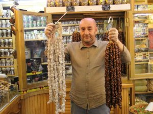 Batman’da Bir Haftada Yarım Ton Cevizli Sucuk Satan İşletme 60 Bin Tl Gelir Elde Etti