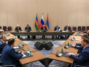 Azerbaycan, Ermenistan Ve Rusya Dışişleri Bakanları Astana’da Görüştü