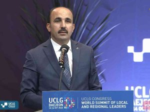 Cumhuriyetin 100. Yılında Dünya Belediyelerine Uğur İ̇brahim Altay Başkanlık Edecek