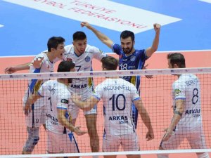 Axa Sigorta Efeler Ligi: Arkas Spor: 3 - Hatay Büyükşehir Belediyespor: 0