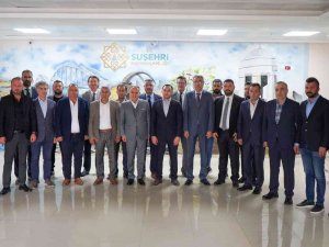 Özdemir, “Büyük İlçelerde Ticaret Odaları Kurulması İçin Çalışmalar Yapacağız,”