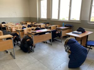 İ̇l Milli Eğitim Müdürlüğü’nden Deprem Ve Yangın Tatbikatı