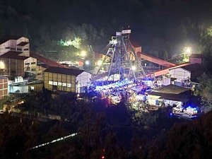 Maden Ocağındaki Patlamada Ekipler Seferber Oldu: Kurtarma Çalışmaları Sürüyor