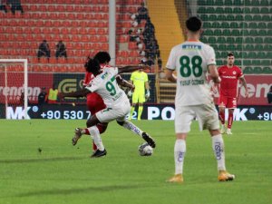 Spor Toto Süper Lig: Corendon Alanyaspor: 3 - Fta Antalyaspor: 2 (Maç Sonucu)