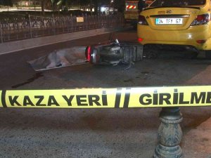 Beyazıt’ta Yanından Geçmeye Çalıştığı Vincin Altında Kaldı: 1 Ölü