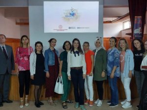 İ̇zmir’de “English Together Projesi” Hız Kesmiyor