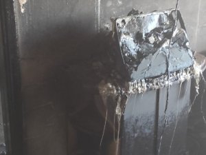Alevlere Teslim Olan Ev Küle Döndü