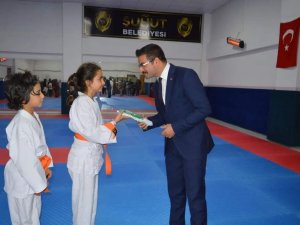 Kaymakam Han Kuşak Bağlama Törenine Katıldı