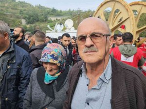 Ailelerin Maden Önündeki Endişeli Bekleyişi Sürüyor