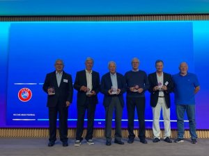 Levent Bıçakçı’ya Uefa’dan Onur Ödülü