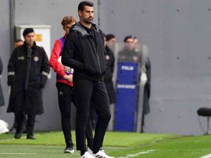 Spor Toto Süper Lig: Fatih Karagümrük: 2 - Hatayspor: 0 (İ̇lk Yarı)