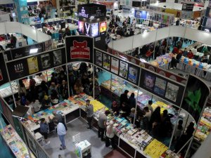Kitap Fuarı’na Ziyaretçi Akını