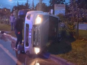 Isparta’da Kamyonet Devrildi: 4 Yaralı
