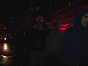 Kadıköy’de 24 Katlı Rezidans Yangını Kontrol Altına Alındı
